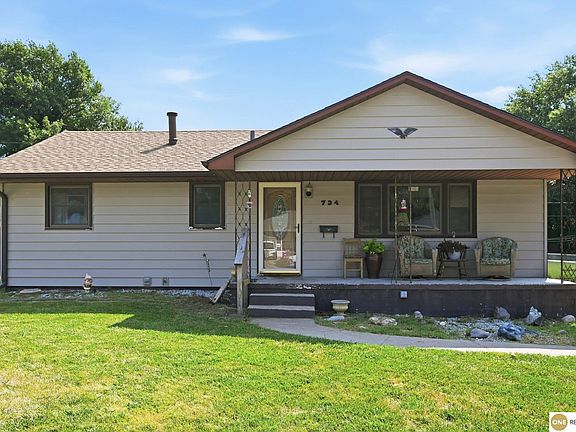 3rd image of 734 N 15th St