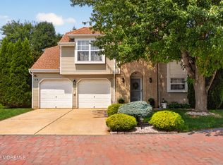 39 Kentucky Way, Freehold, NJ 07728