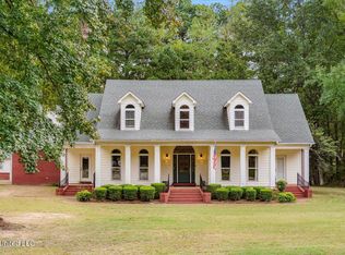 6720 Autumn Oaks Dr, Olive Branch, MS 38654