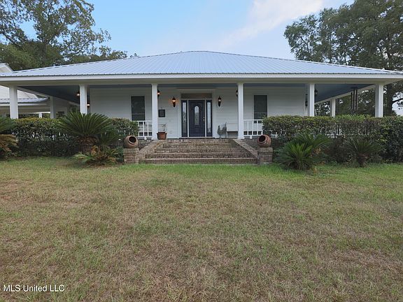 2nd image of 103 Harlan Davis Rd