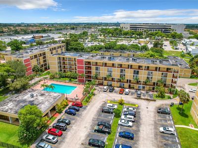 9240 Fontainebleau Blvd APT 303, Miami, FL, 33172