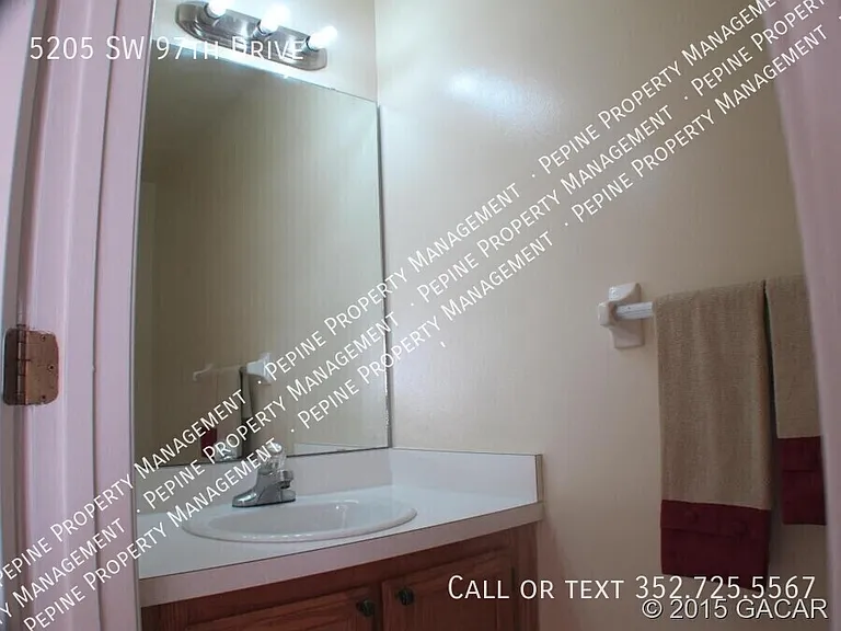 5205 SW 97th Dr — Photo 7