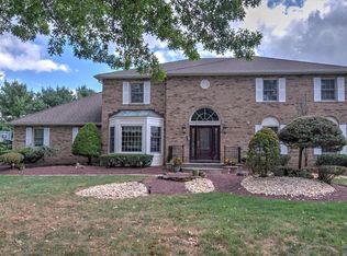 115 Topaz Dr, Freehold, NJ 07728