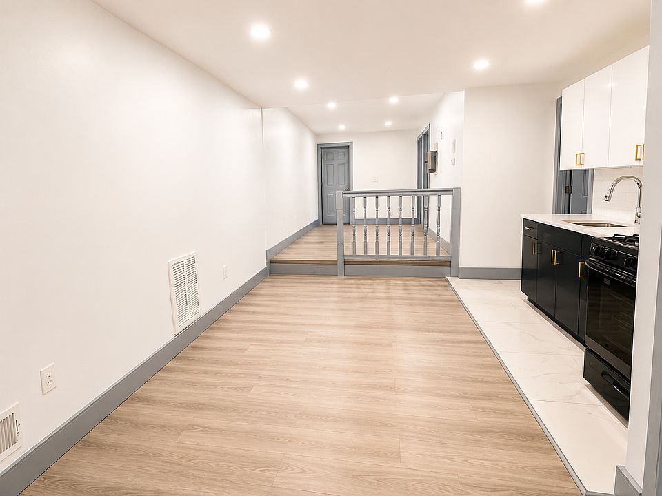 2nd image of 655 S 11th St #2A