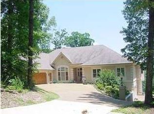 7300 Creek Ridge Dr, Harrison, TN 37341