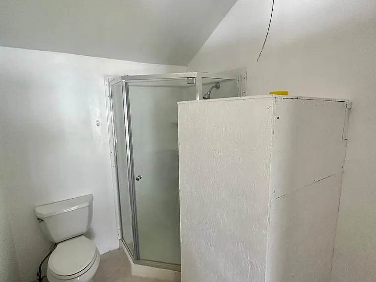 312 W Williamson St — Photo 3