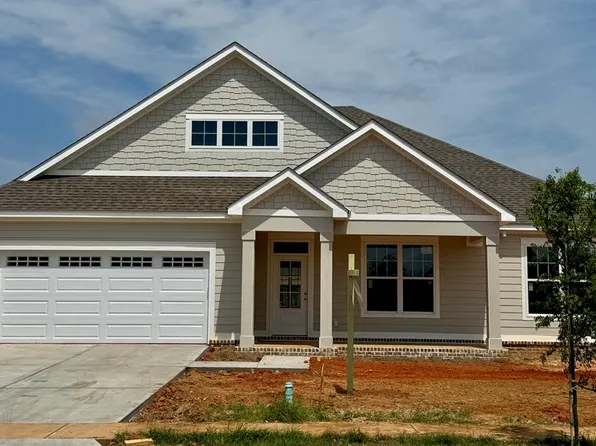 104 Pawnee Dr, Midland City, AL 36350