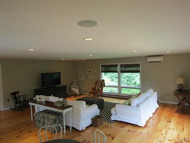 1021 Neffs Laurys Rd, Laurys Station, PA 18059 Zillow