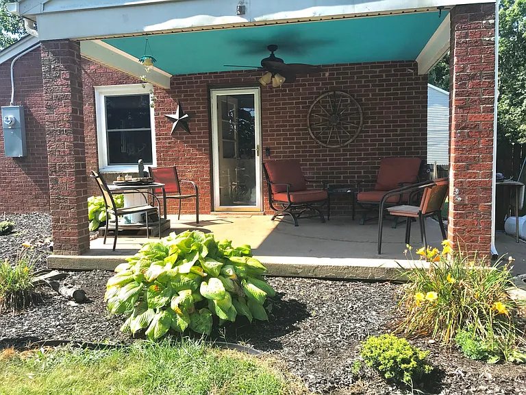 690 Leesville Rd — Photo 5