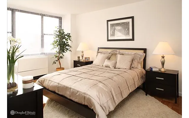 Sold by Douglas Elliman | media 13