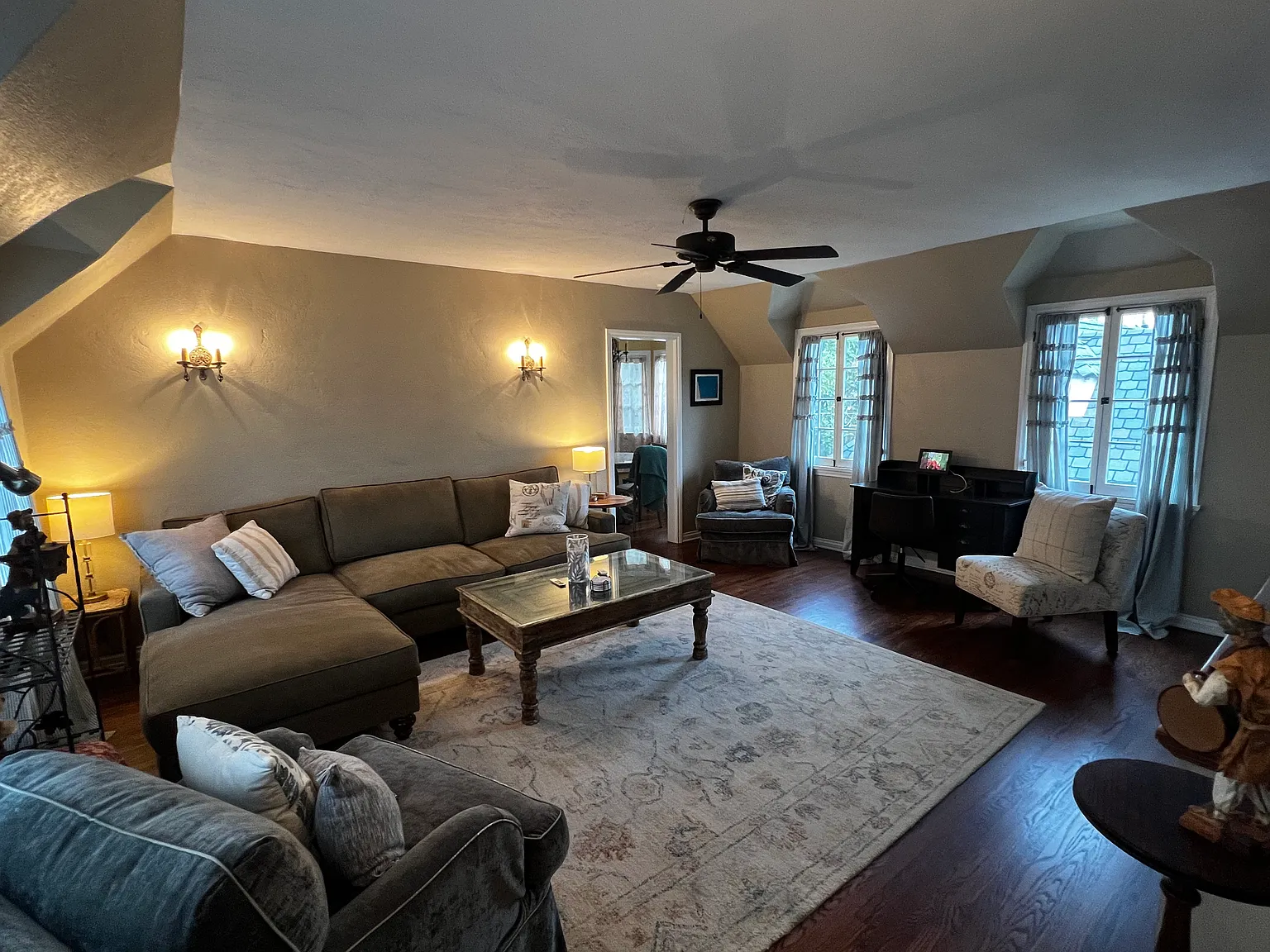 943 S Sierra Bonita Ave — Photo 3
