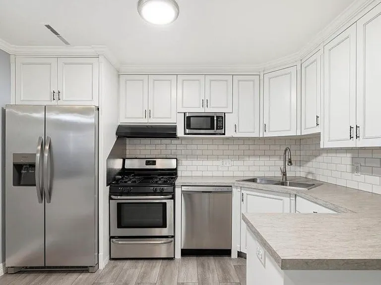 3109 Surfwood Dr — Photo 11