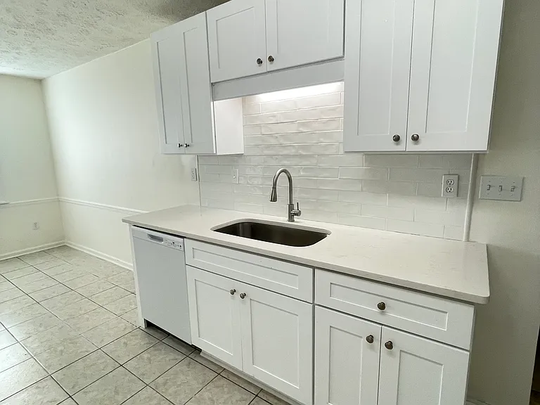 2131 Hutton Dr — Photo 7