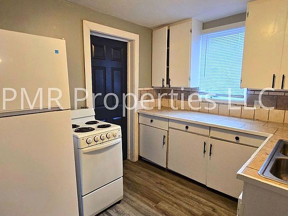 2nd image of 823 3rd Ave #C