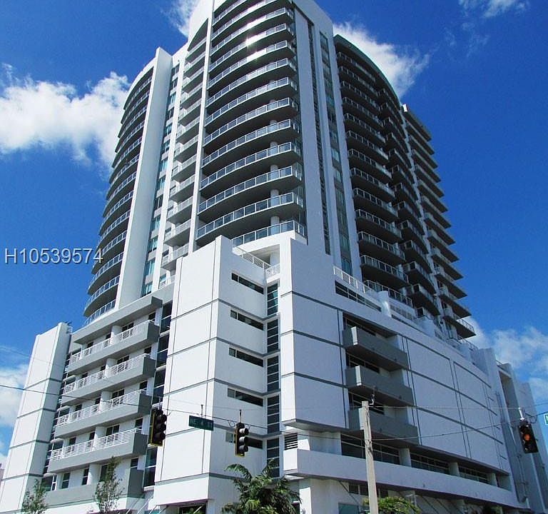 1st image of 315 NE 3rd Ave APT 1209