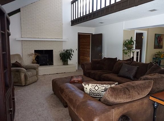 5th image of 2673 Paradise Dr