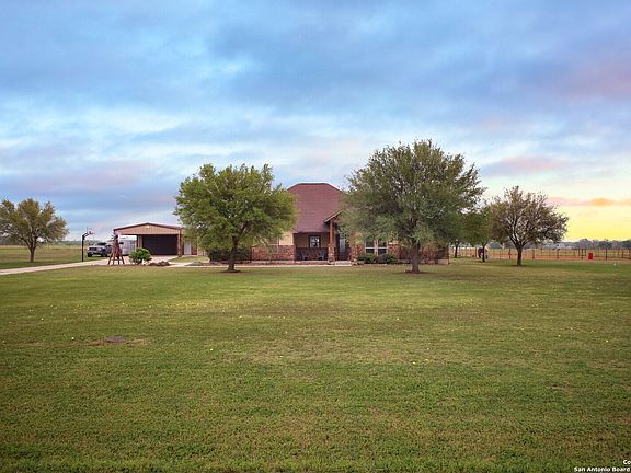 2nd image of 535 COUNTY ROAD 223