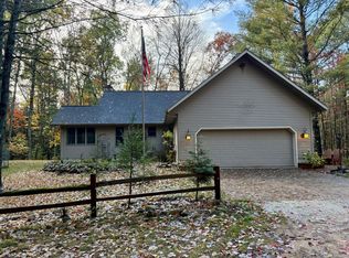 3973 E Creek Wood Dr, Chase, MI 49623