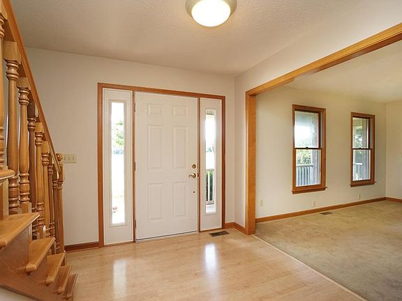 5th image of 2580 Twin Oaks Dr