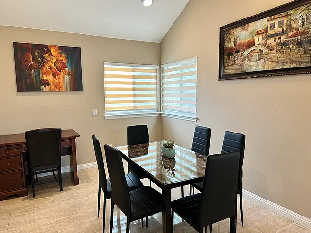 2407 Pamela Ln — Photo 9