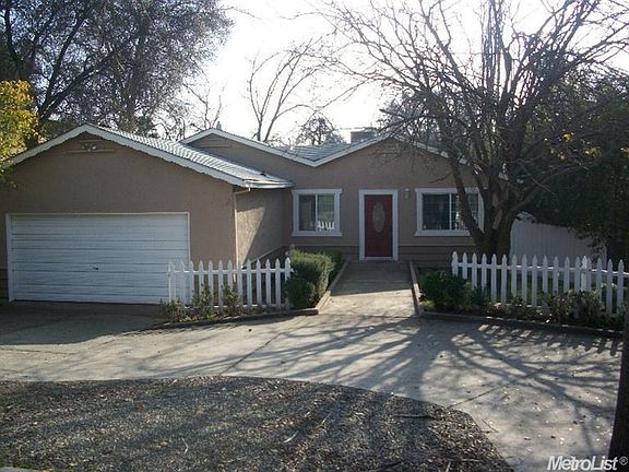 2nd image of 8284 Sunset Ave