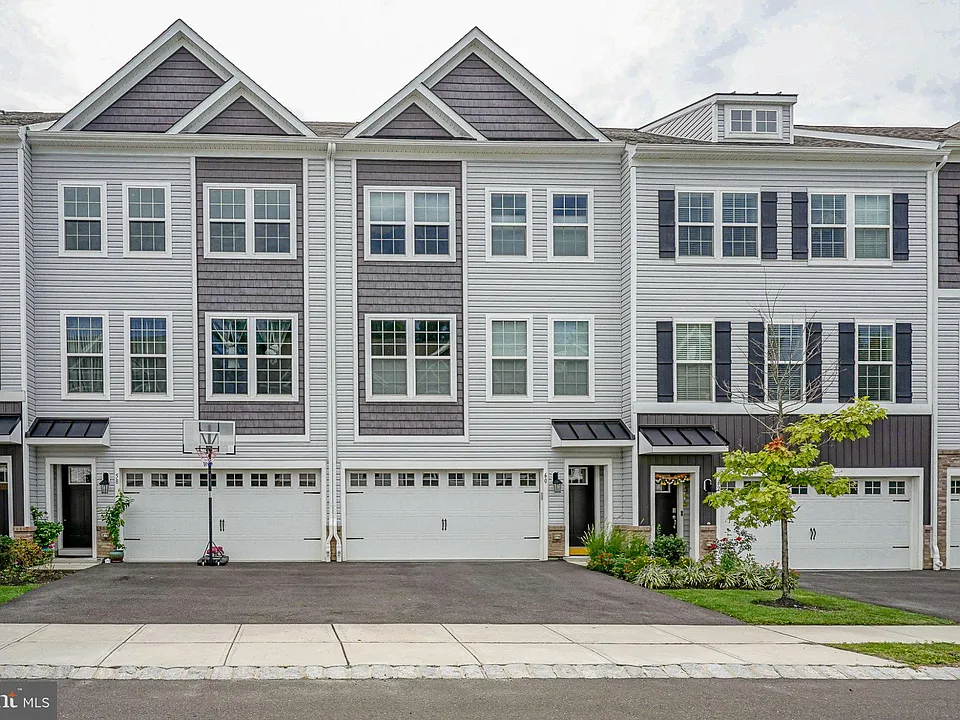 60 Autumn Park Dr