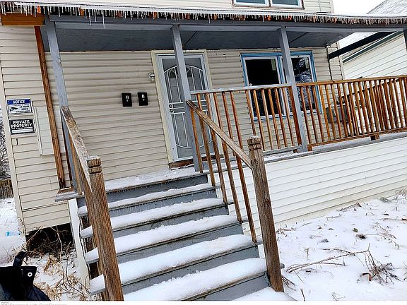 2nd image of 142 Olympic Ave