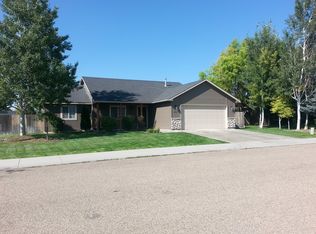 570 E Sable Ridge Dr, Kuna, ID 83634