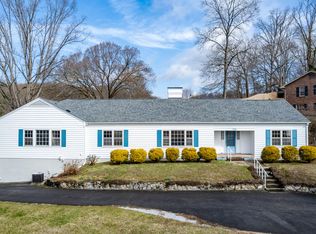 134 Parkland Dr, Bristol, VA 24201