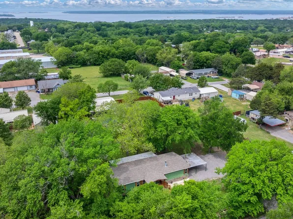 107 Quail Creek Cir, Pottsboro, TX 75076