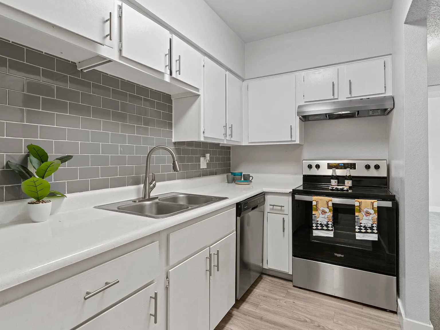 Alegria Apartment Homes — Photo 4