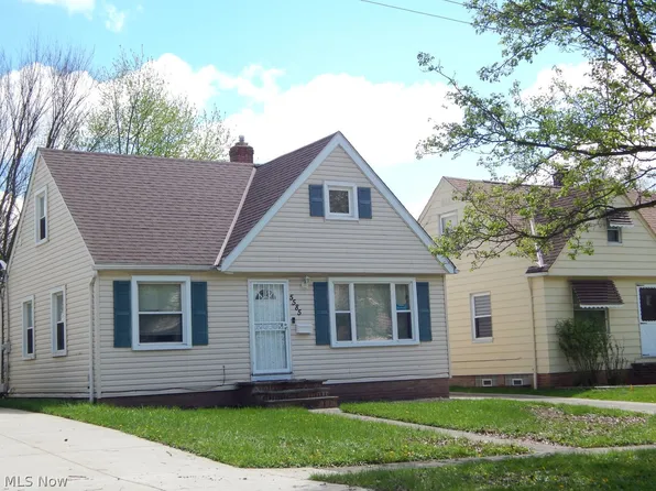 5585 South Blvd, Maple Heights, OH 44137