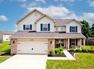 1222 Grand Canyon Ct, Franklin, IN 46131