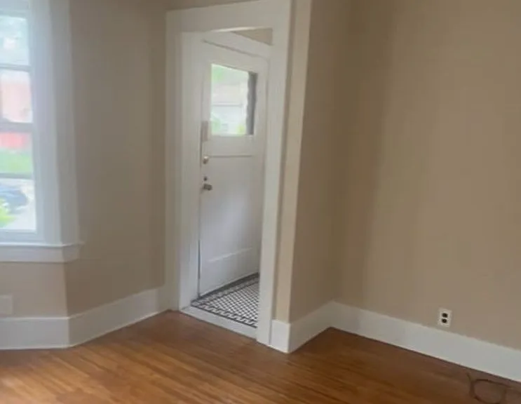 99 Cummings St — Photo 9