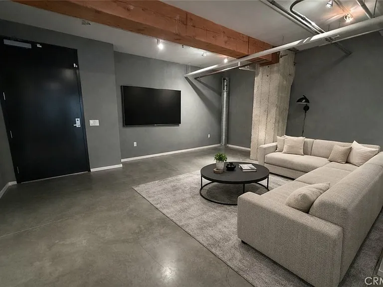 530 S Hewitt St #146 — Photo 8