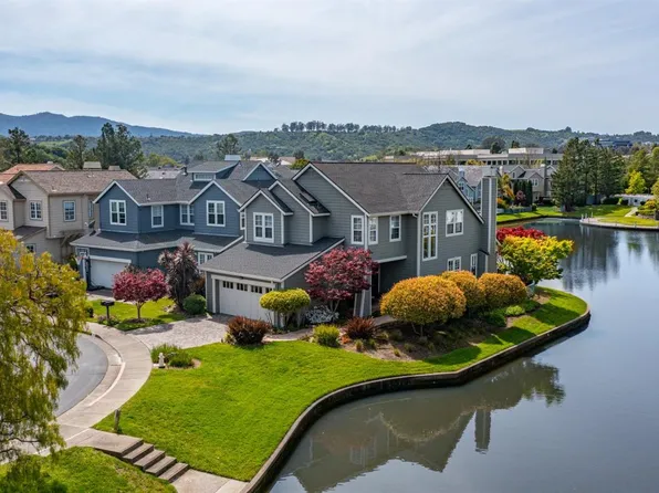 22 Edgewater Court, San Rafael, CA 94903