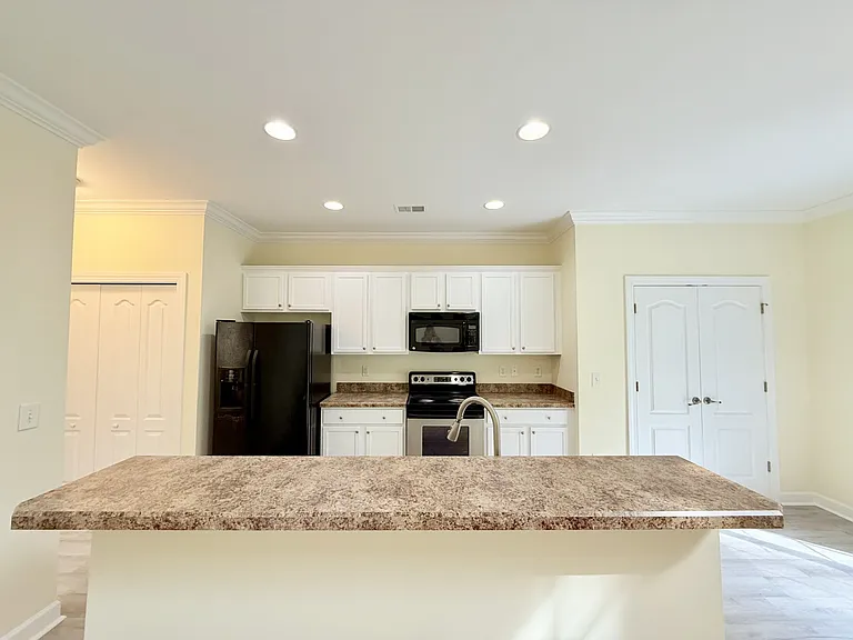 Breakfast bar_06062025