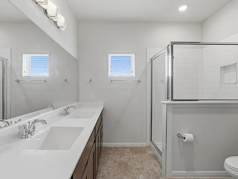 5813 Charles Merle Dr #B — Photo 11