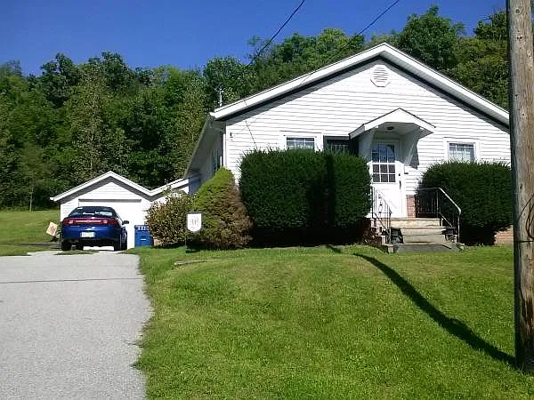 9108 86th Ave photo 1