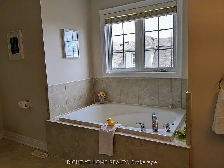 3 Hayes Ln — Photo 22