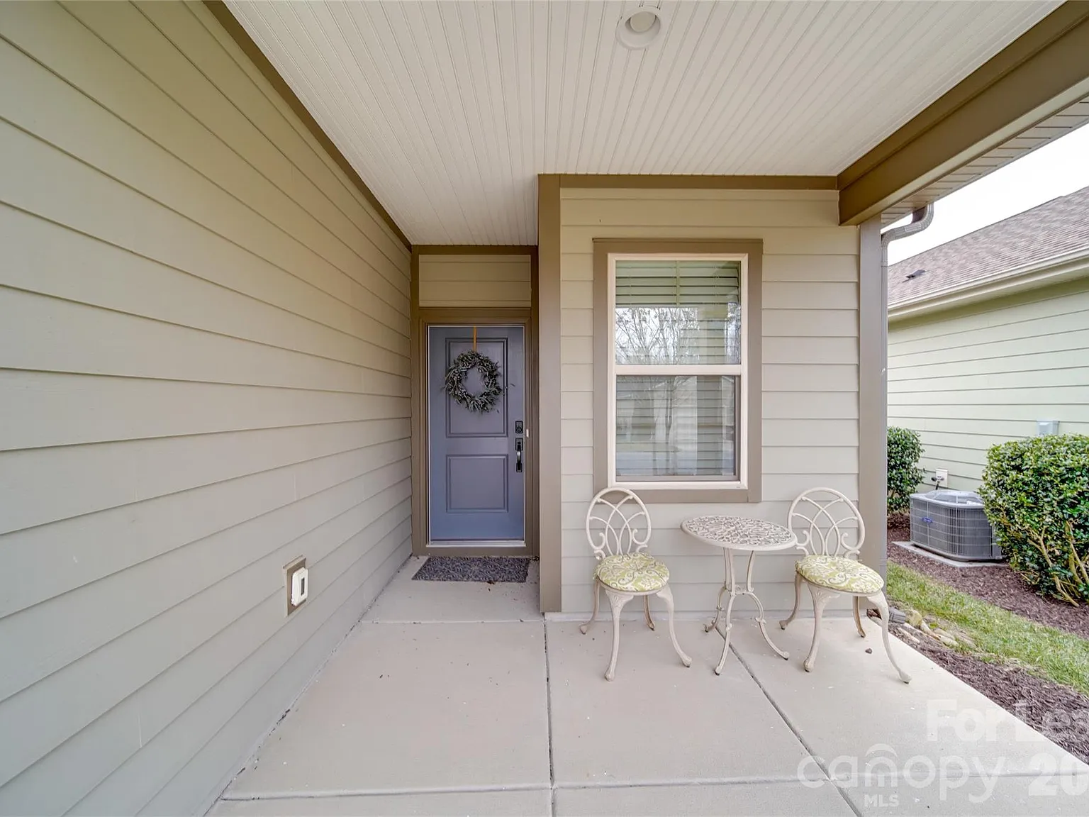 2 bed, 2.0 bath, 1600 sqft, $3,200 — Photo 4