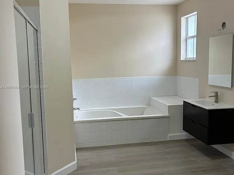 8205 NW 116th Ave — Photo 21