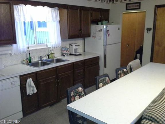 5th image of 1812 Revere Pl