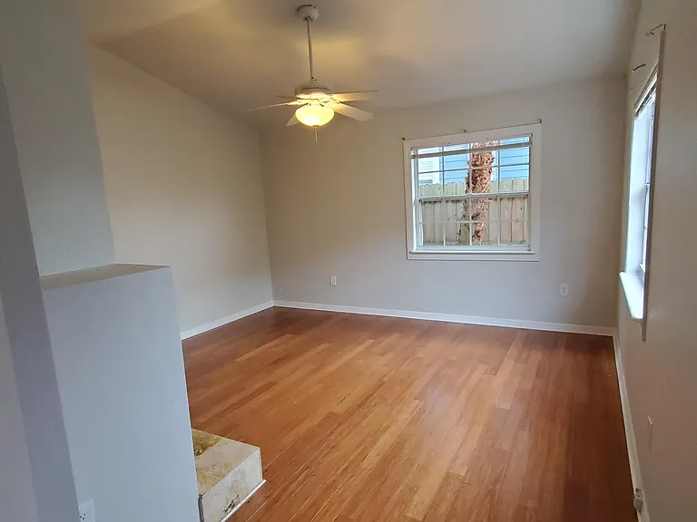 1801 Karolina Ave — Photo 9
