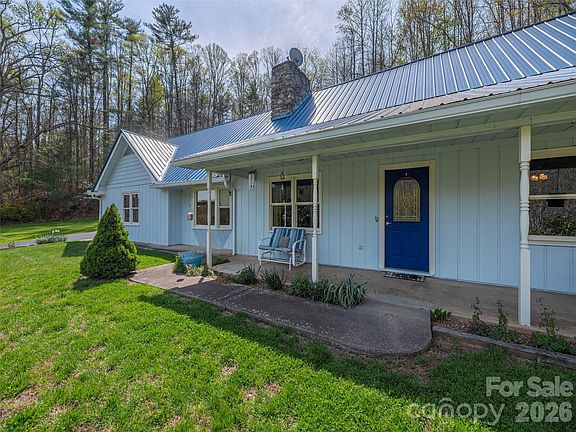 5th image of 444 Martin Branch Rd