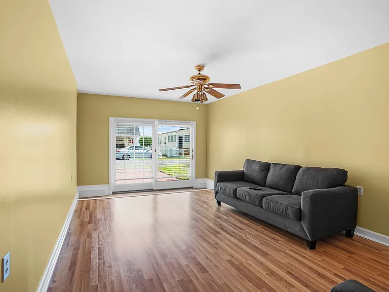 4734 Oak Rd — Photo 9