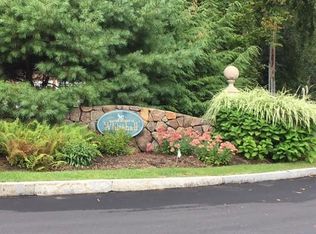 13 Whitehall Cir, Beverly, MA 01915