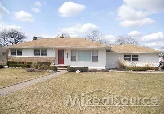 1st image of 48279 Cardinal Dr