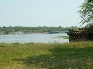 307 Middlebridge Rd #A, South Kingstown, RI 02879