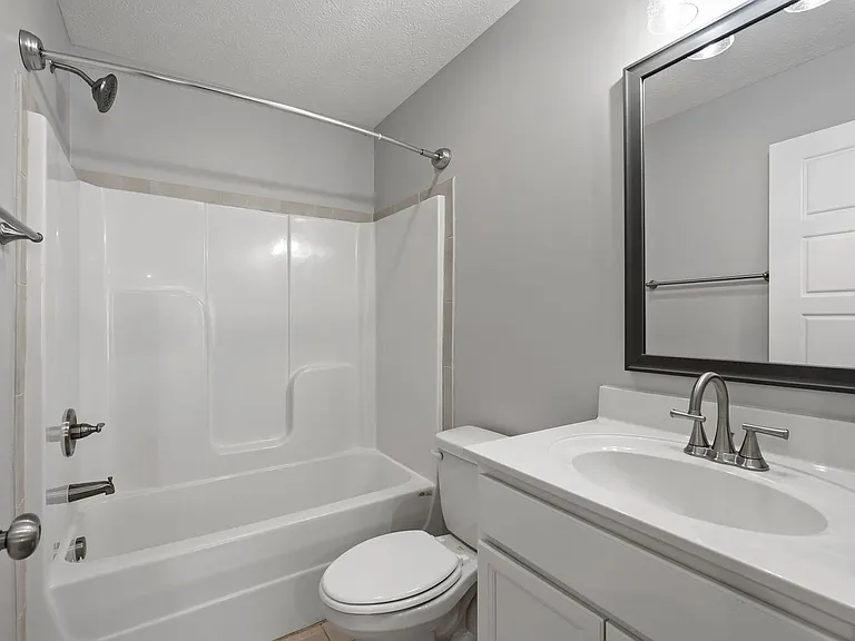 1037 Brightwood Ct — Photo 25